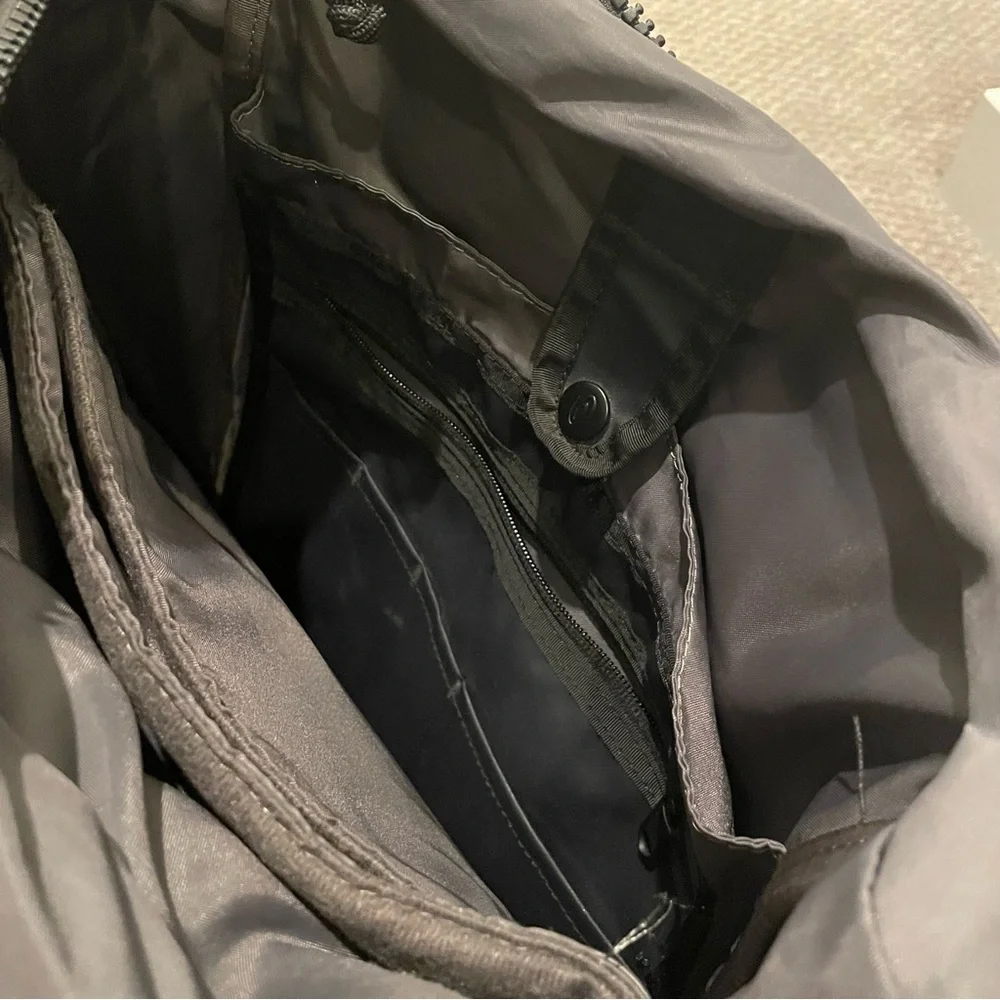 Timbuk2 - Tote Backpack - Picture 3 of 9